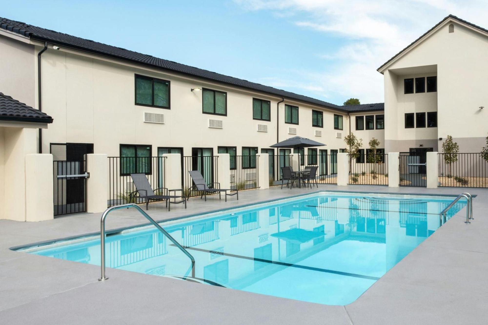 Fairfield By Marriott Inn & Suites Atascadero Εξωτερικό φωτογραφία